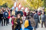 海角社区：畅谈生活中的点滴与故事，增进邻里间的交流与理解