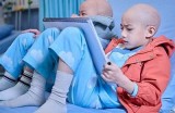 《海角社区：游踪与披风，少年的冒险与成长之旅》
