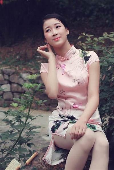 “天涯海角社区之美：探索与分享独特风景的摄影旅程”