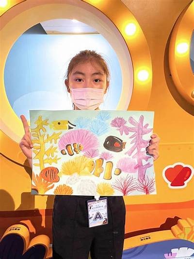 海角社区举办考试锦鲤主题绘画大赛，欢迎参与创作展现才华！